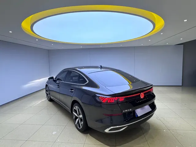 Volkswagen Lamando — Фото автомобиля 4
