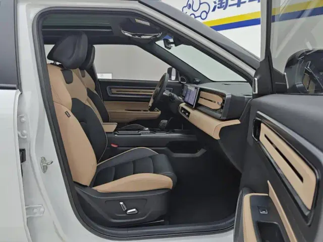 Geely ICON — Фото автомобиля 8