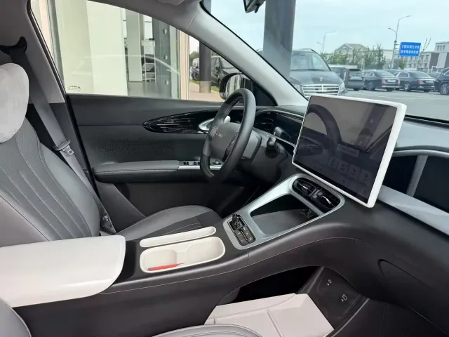 Geely Starry Wish — Фото автомобиля 9