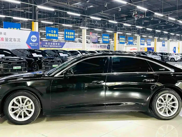 Audi A6L — Фото автомобиля 6