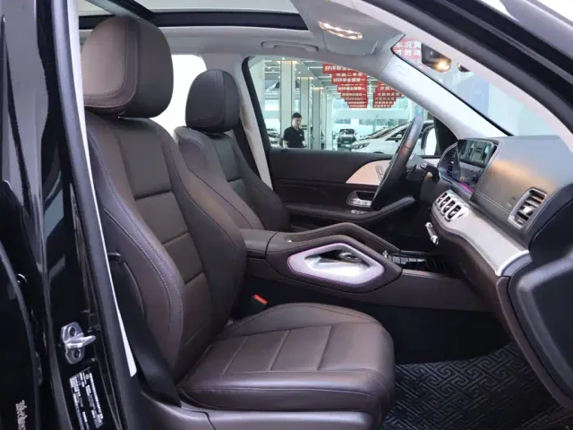Mercedes-Benz GLE-Class — Фото автомобиля 21