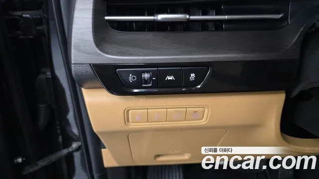 Kia Canival Carnival 4 поколение Дизель 9 мест Signature — Фото автомобиля 13