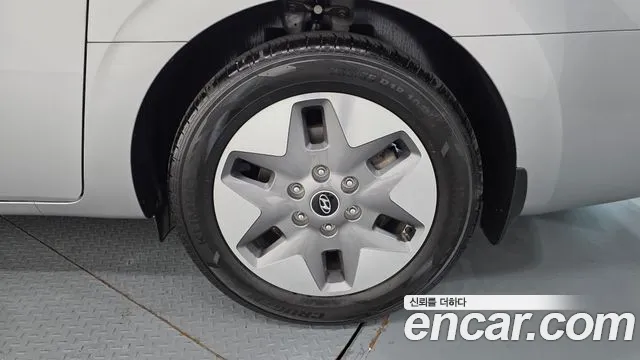 Hyundai Staria — Фото автомобиля 6