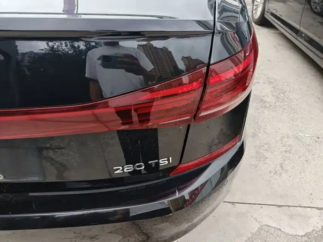Volkswagen Passat — Фото автомобиля 7