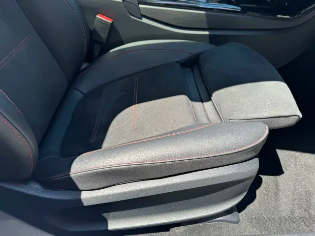 Mercedes-Benz A-Class — Фото автомобиля 24