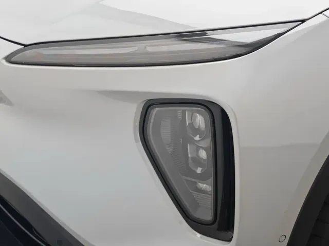 Nio ES6 — Фото автомобиля 8