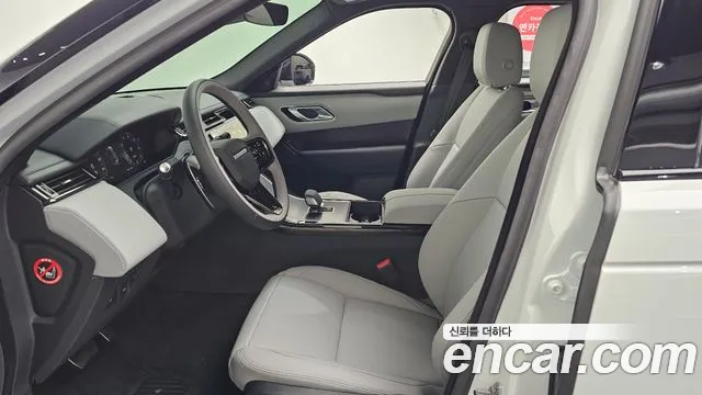 Land Rover Range Rover Velar — Фото автомобиля 3