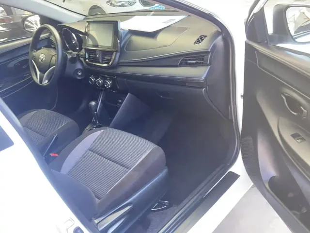 Toyota Vios — Фото автомобиля 4