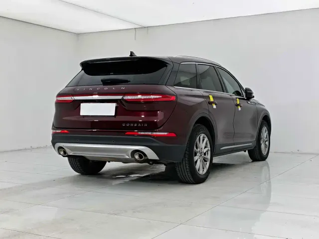 Lincoln Corsair — Фото автомобиля 6