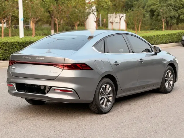 BYD Qin PLUS — Фото автомобиля 14