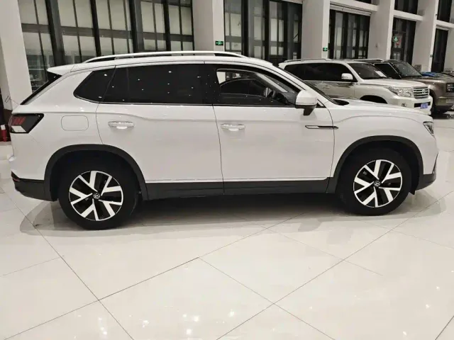 Volkswagen Tayron — Фото автомобиля 4