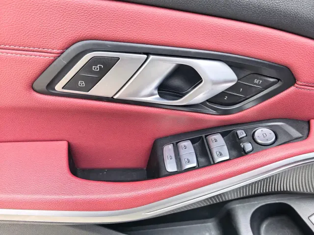 BMW 3 Series — Фото автомобиля 22