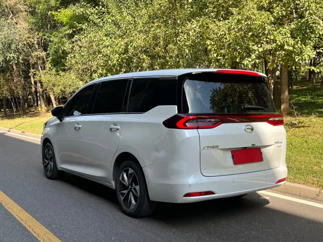 GAC Trumpchi M6 — Фото автомобиля 16