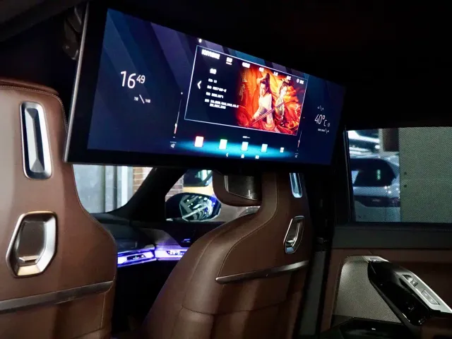 BMW 7 Series — Фото автомобиля 19
