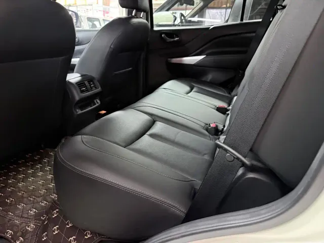 Nissan Terra — Фото автомобиля 7