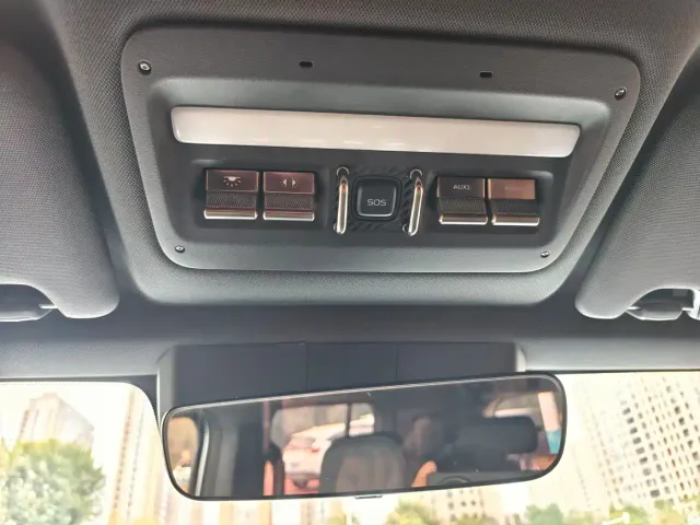 iCAR V23 — Фото автомобиля 17
