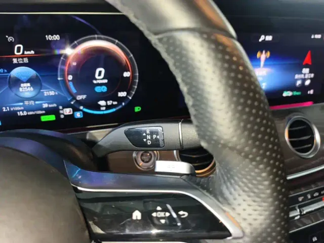 Mercedes-Benz E-Class — Фото автомобиля 13