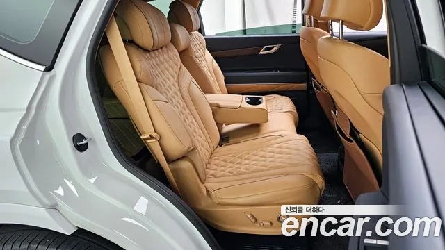 Genesis GV80 2.5T Бензин AWD — Фото автомобиля 12