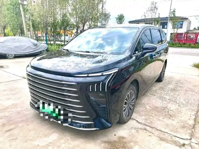 Фотография автомобиля — Forthing Xinghai V9