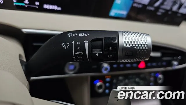Genesis GV70 2.5T Бензин 2WD — Фото автомобиля 29