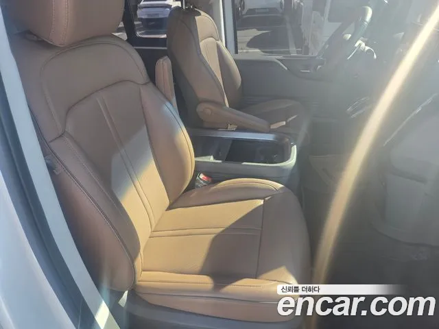 Hyundai Staria — Фото автомобиля 15