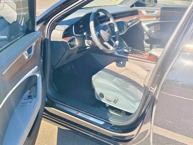 Audi A6L — Фото автомобиля 8