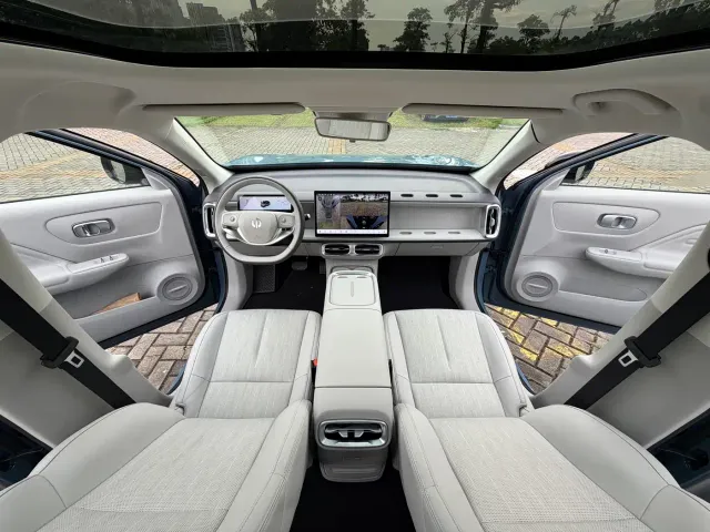 Leapmotor B10 — Фото автомобиля 26