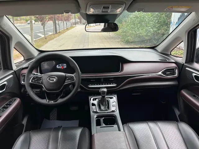 GAC Trumpchi M6 — Фото автомобиля 6