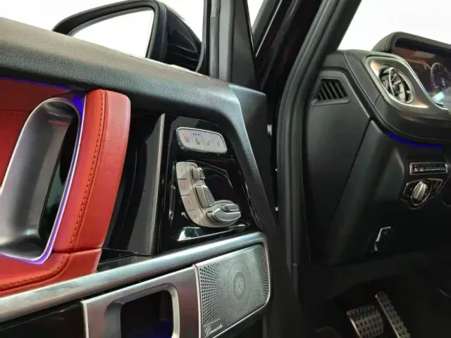 Mercedes-Benz Mercedes-Benz G-Class AMG 2023 AMG G 63 — Фото автомобиля 12