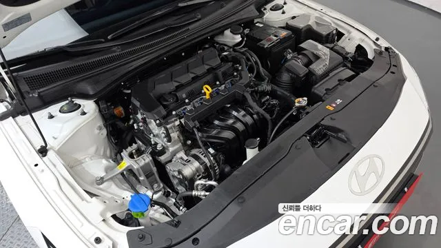 Hyundai Avante CN7 — Фото автомобиля 9