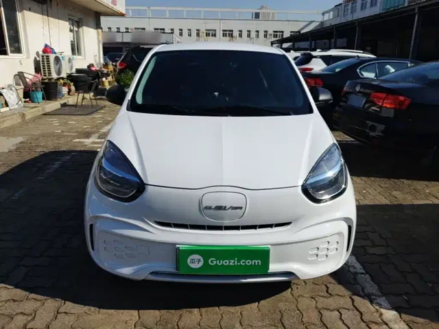 Roewe Clever — Фото автомобиля 2