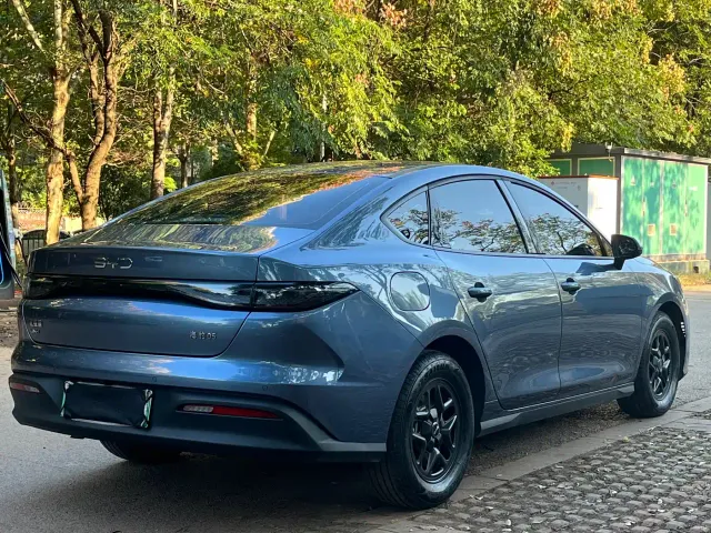 BYD Seal 05 DM-i — Фото автомобиля 7