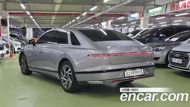 Hyundai Grandeur GN7 — Фото автомобиля 5
