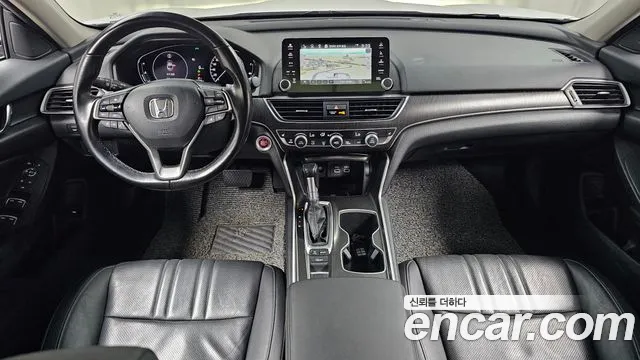 Honda Accord Accord 10 поколение 1.5 Turbo — Фото автомобиля 2