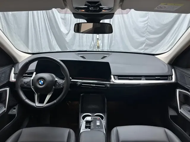 BMW X1 — Фото автомобиля 5