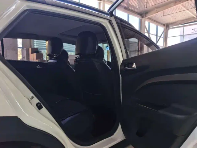 Kia KX1 — Фото автомобиля 6