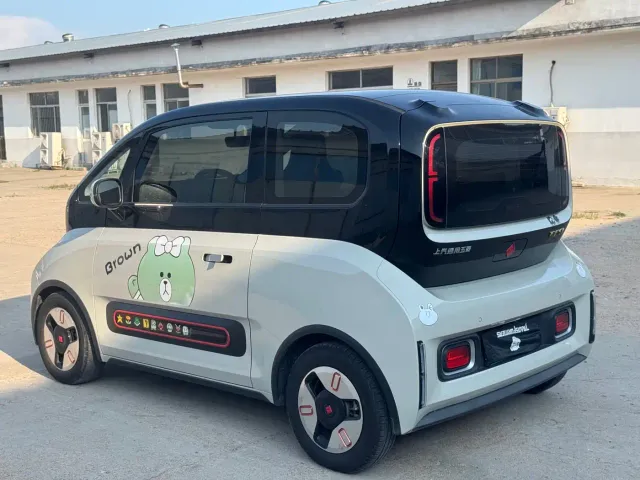 Baojun KiWi EV — Фото автомобиля 8