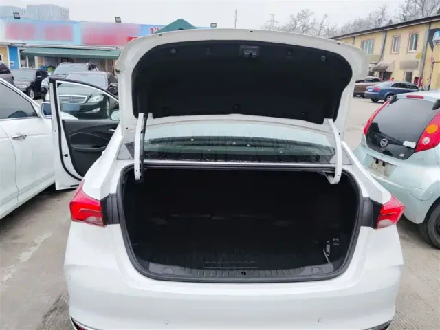 Buick Verano — Фото автомобиля 14