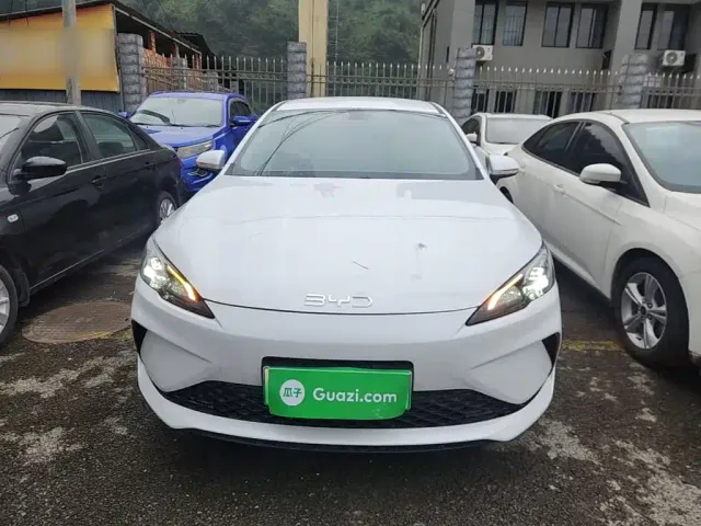 BYD Seal 05 DM-i — Фото автомобиля 2