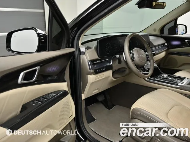 Kia Canival — Фото автомобиля 2