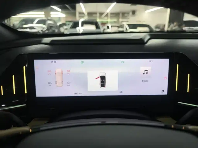 Geely Galaxy L6 — Фото автомобиля 11