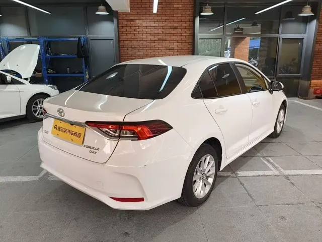 Toyota Corolla — Фото автомобиля 4
