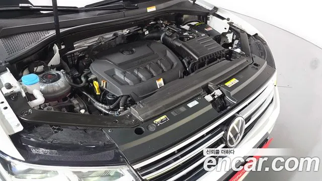 Volkswagen Tiguan — Фото автомобиля 6
