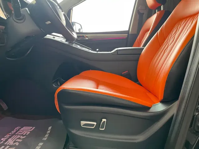 GAC Trumpchi M8 — Фото автомобиля 15