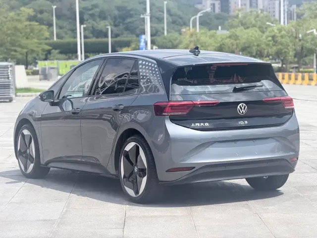 Volkswagen ID.3 — Фото автомобиля 6