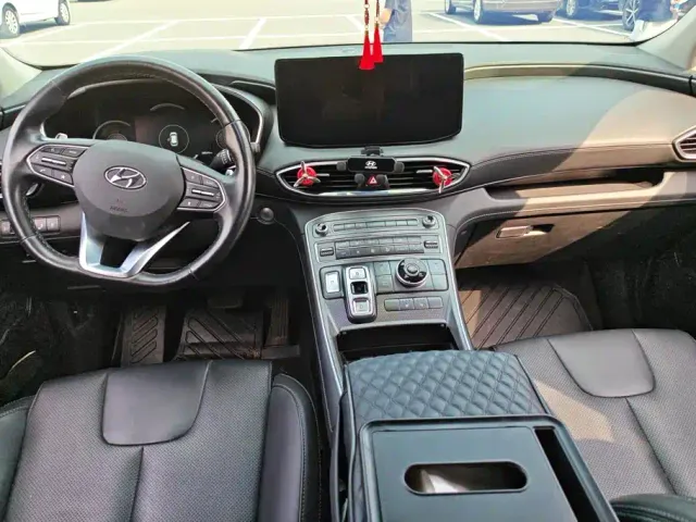 Hyundai Santa Fe — Фото автомобиля 12