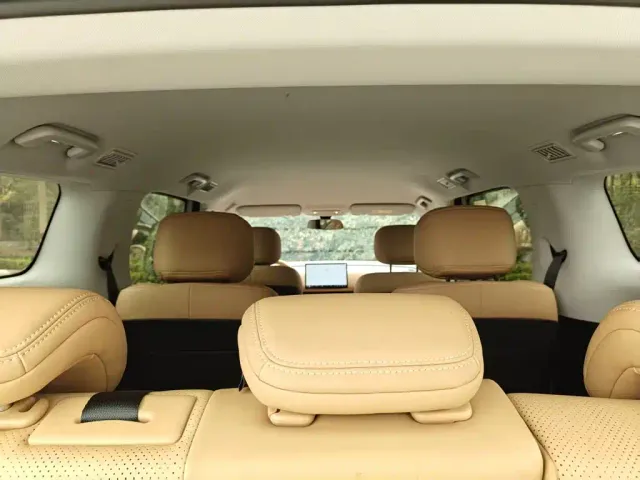 Wuling Starlight 730 — Фото автомобиля 17