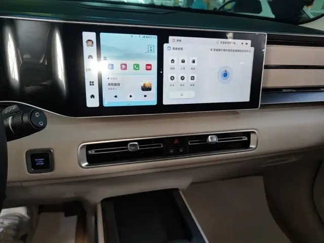 Geely ICON — Фото автомобиля 12