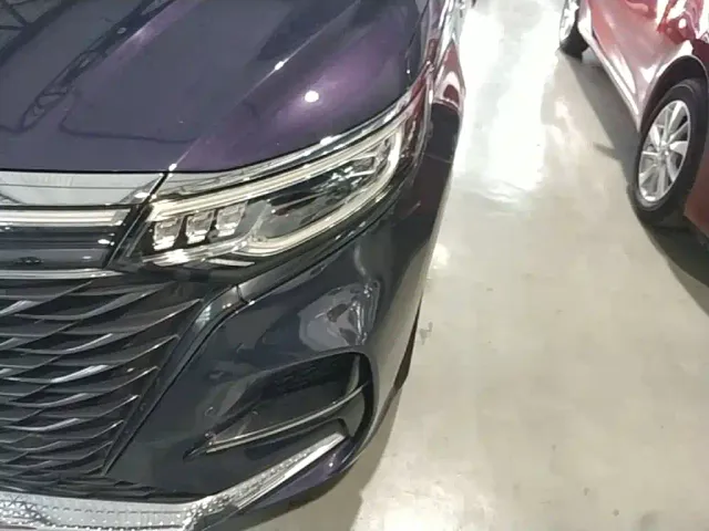 Roewe iMAX8 — Фото автомобиля 23