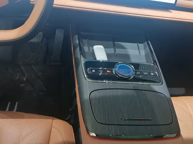 Geely Galaxy Xingyao 8 — Фото автомобиля 18